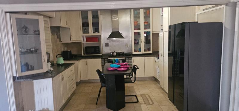 5 Bedroom Property for Sale in Guguletu Western Cape